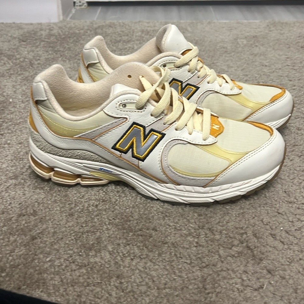 New balance shoes